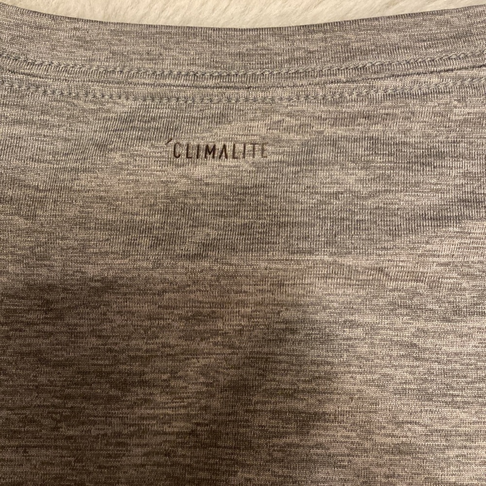 Boys Adidas T-shirt - Picture 5 of 6